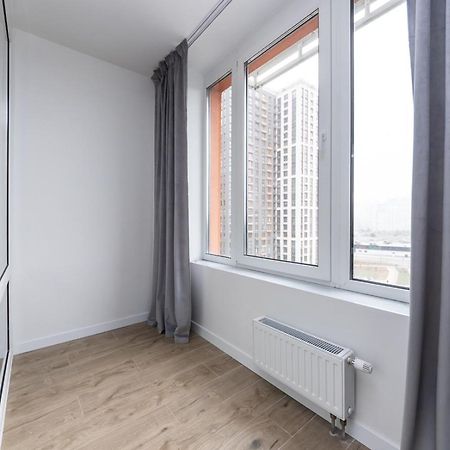 Luxury Apartment Near Metro Station Osokorky Kiev Ngoại thất bức ảnh